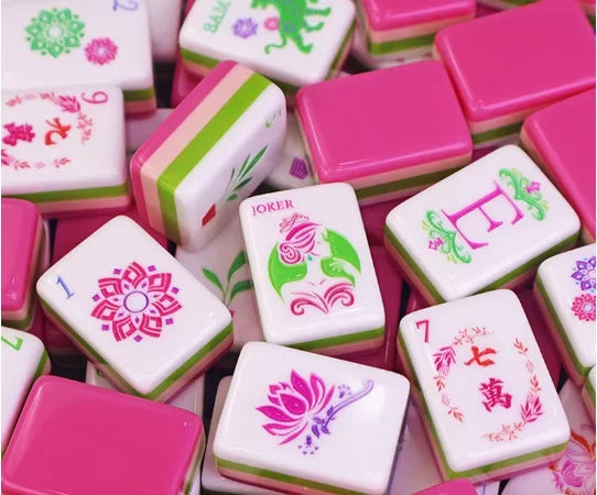 Four Layer Rose Pink Acrylic American Mahjong Set for Family Entertainment